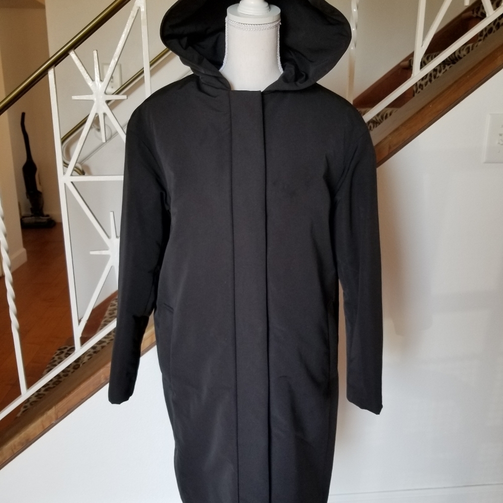 Womens UNIQLO Hybrid Down Cacoon Coat- Black M